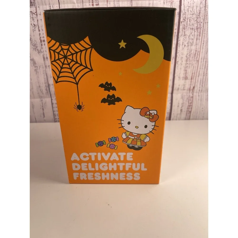 Hello Kitty Sanrio Halloween Witch Ceramic Reed Diffuser (Vanilla)